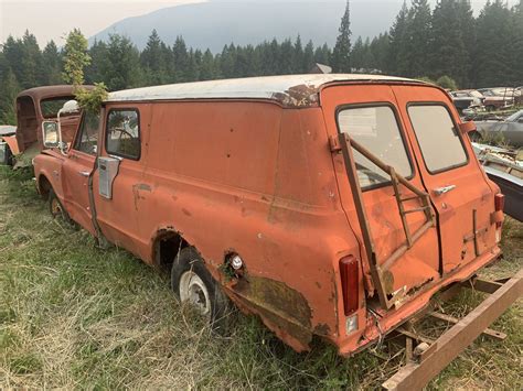 1967 suburban door panels